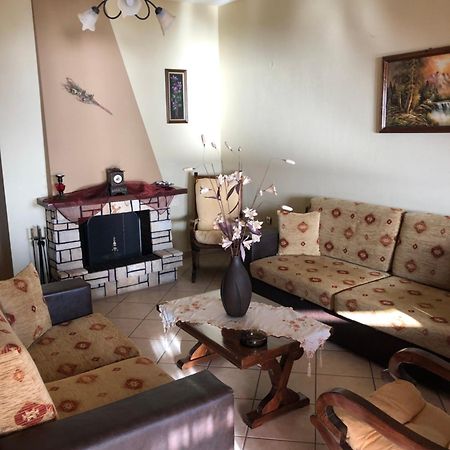 Dione Apartments Ouranoupoli Ngoại thất bức ảnh