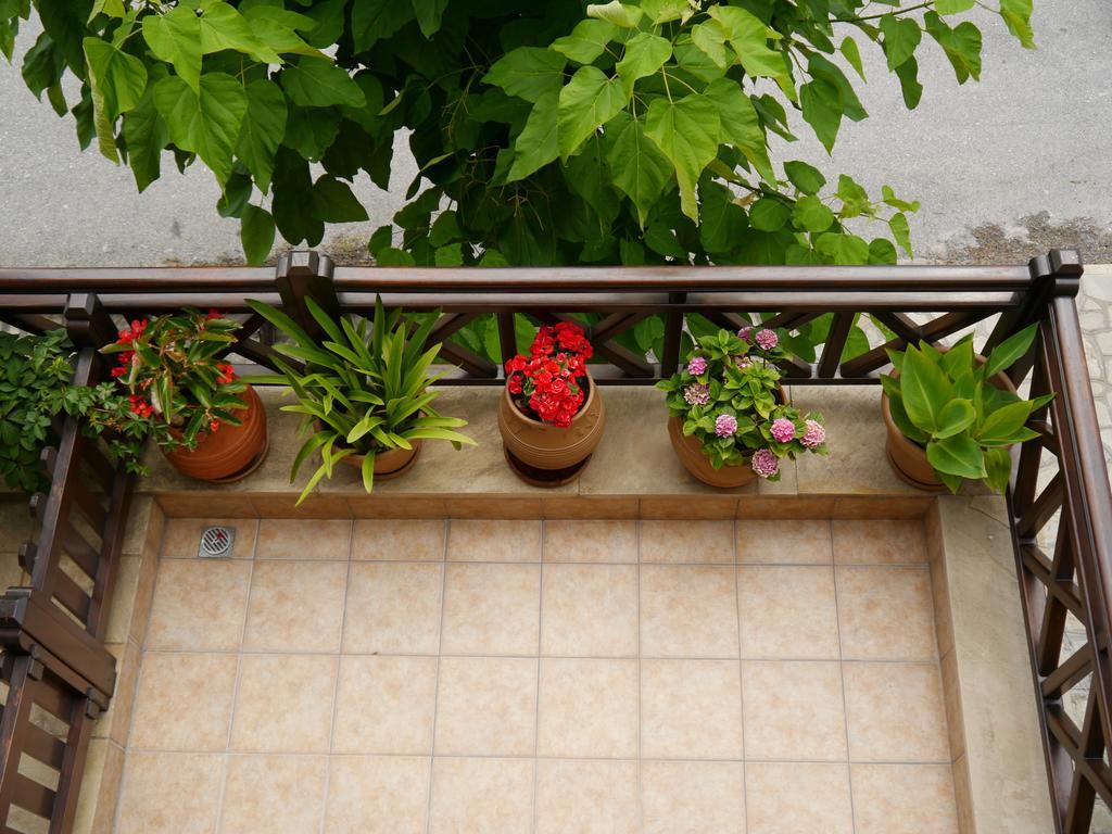 Dione Apartments Ouranoupoli Ngoại thất bức ảnh